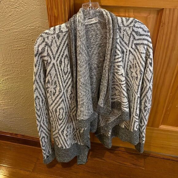 (NWT) Abercrombie & Fitch wool blend cardigan - Picture 1 of 6